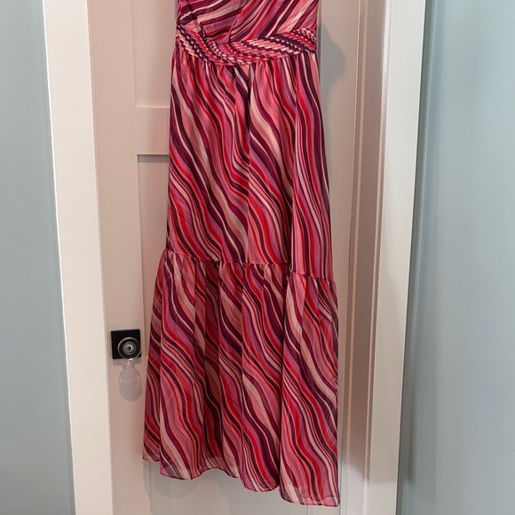 Tuckernuck Vibrant Pink sunset stripe Cadiz One-Shoulder Dress medium NWT - Picture 4 of 6